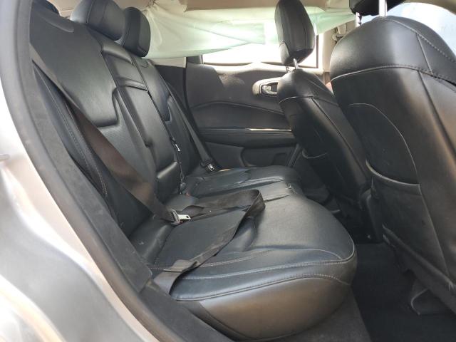 3C4NJDCB3JT482491 - 2018 JEEP COMPASS LIMITED SILVER photo 11