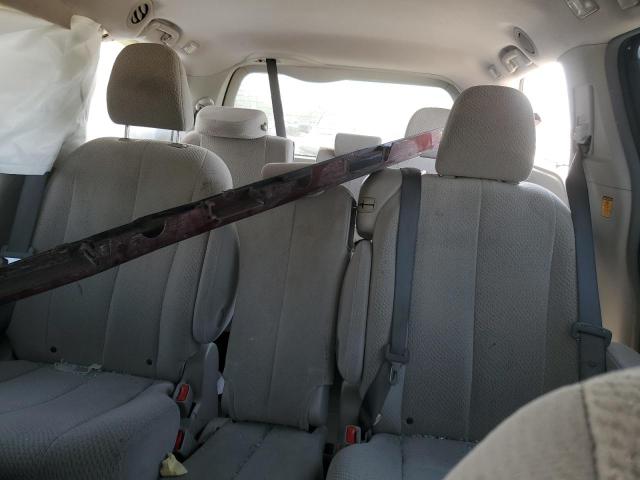 5TDKK3DC1BS159232 - 2011 TOYOTA SIENNA LE 红色 照片 10