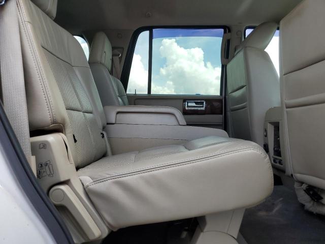 5LMJJ2H5XBEJ04099 - 2011 LINCOLN NAVIGATOR WHITE photo 11
