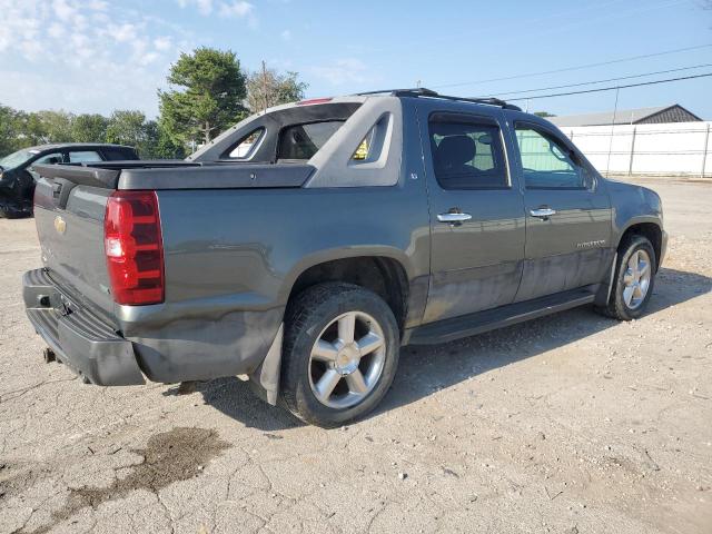 3GNTKFE38BG192285 - 2011 CHEVROLET AVALANCHE LT GRAY photo 3