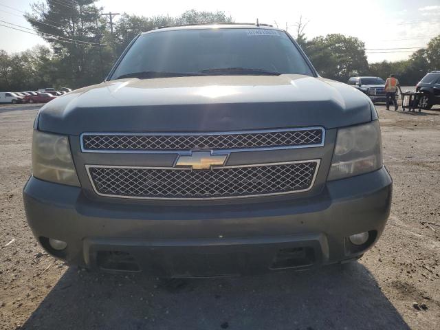 3GNTKFE38BG192285 - 2011 CHEVROLET AVALANCHE LT GRAY photo 5