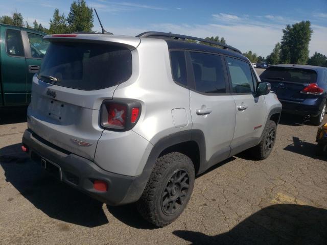 ZACCJBCT0GPE31406 - 2016 JEEP RENEGADE TRAILHAWK SILVER photo 3