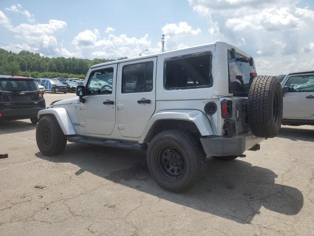 1C4BJWEG5CL279141 - 2012 JEEP WRANGLER UNLIMITED SAHARA SILVER photo 2