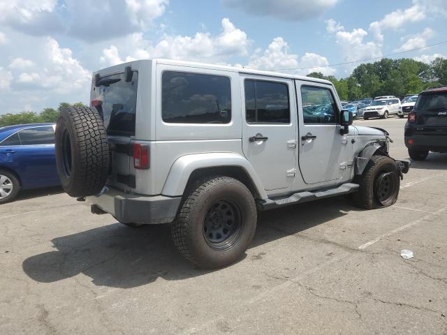 1C4BJWEG5CL279141 - 2012 JEEP WRANGLER UNLIMITED SAHARA SILVER photo 3
