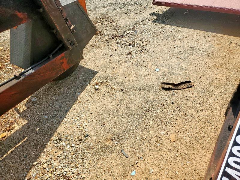 47SZ041TXX1015197 - 1999 UTILITY TRAILER Czerwony zdjęcie 9