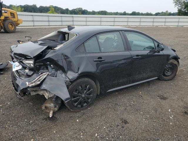 5YFEPMAE2MP246496 - 2021 TOYOTA COROLLA LE Черный фото 3