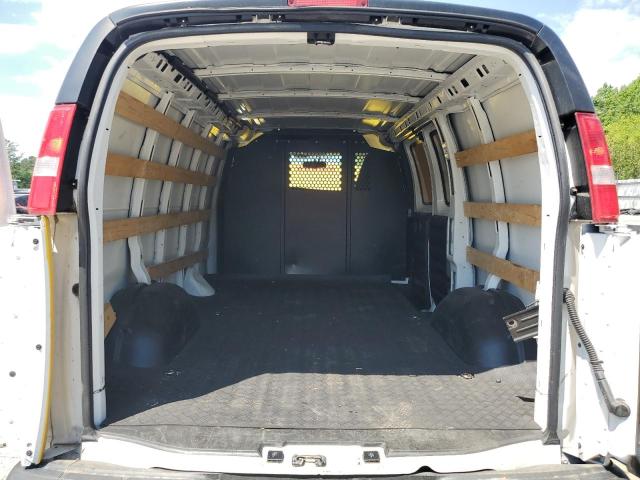 1GCWGAFP1N1141435 - 2022 CHEVROLET EXPRESS G2 WHITE photo 10