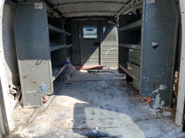 1GCZGFAAXA1134992 - 2010 CHEVROLET EXPRESS G2 WHITE photo 10