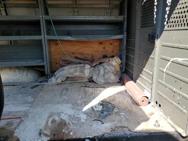 1GCZGFAAXA1134992 - 2010 CHEVROLET EXPRESS G2 WHITE photo 11