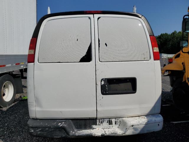 1GCZGFAAXA1134992 - 2010 CHEVROLET EXPRESS G2 WHITE photo 6