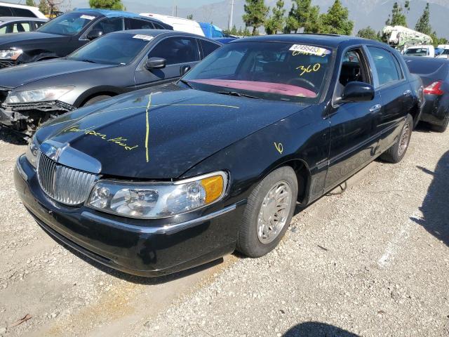 1LNFM83W8WY706037 - 1998 LINCOLN TOWN CARTIER BLACK photo 1