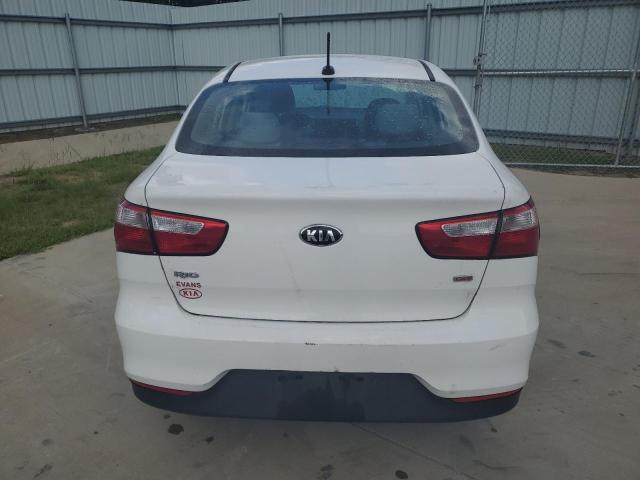 KNADM4A32G6639989 - 2016 KIA RIO LX WHITE photo 6