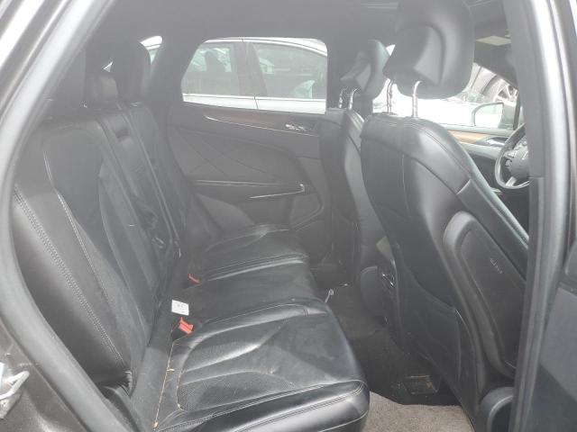 5LMCJ2C92HUL33314 - 2017 LINCOLN MKC SELECT Grau Foto 10