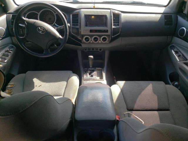 5TFJU4GN1BX004280 - 2011 TOYOTA TACOMA DOUBLE CAB PRERUNNER SILVER photo 8