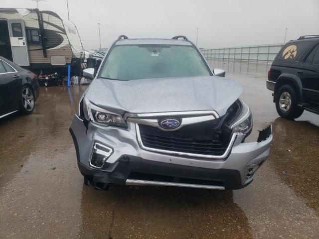 JF2SKAWCXKH592894 - 2019 SUBARU FORESTER TOURING 银色 照片 5