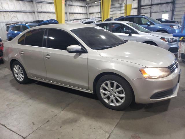 3VWD17AJ2EM214102 - 2014 VOLKSWAGEN JETTA SE GOLD photo 4