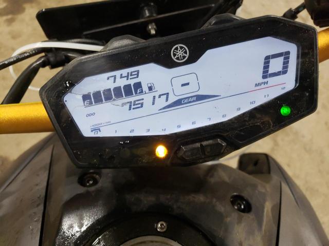 JYARM27E8JA000649 - 2018 YAMAHA MT07 YELLOW photo 8