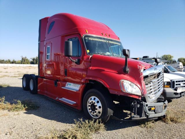 3AKJGLD59FSBY6930 - 2015 FREIGHTLINER CASCADIA 1 RED photo 1