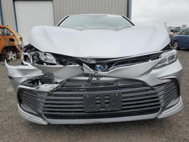 4T1C31AK1PU606741 - 2023 TOYOTA CAMRY LE SILVER photo 5