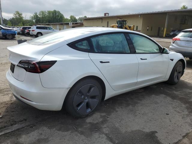 5YJ3E1EA2PF508844 - 2023 TESLA MODEL 3 WHITE photo 3