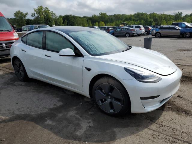 5YJ3E1EA2PF508844 - 2023 TESLA MODEL 3 WHITE photo 4