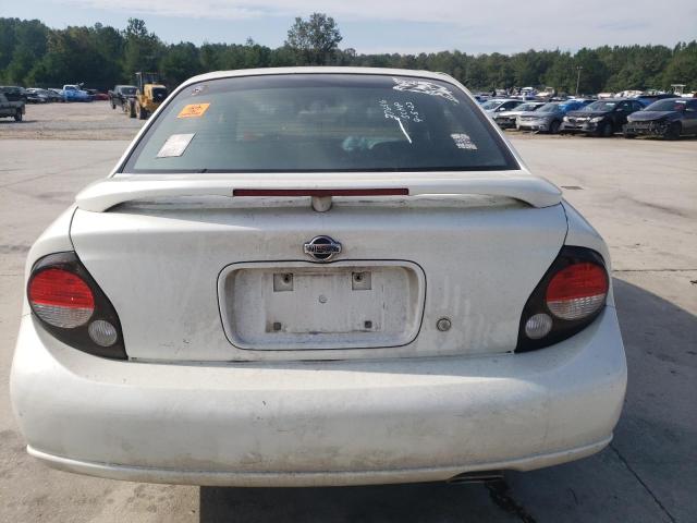 JN1CA31D7YT533747 - 2000 NISSAN MAXIMA GLE WHITE photo 6