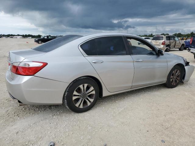 1HGCR2F39DA240200 - 2013 HONDA ACCORD LX SILVER photo 3