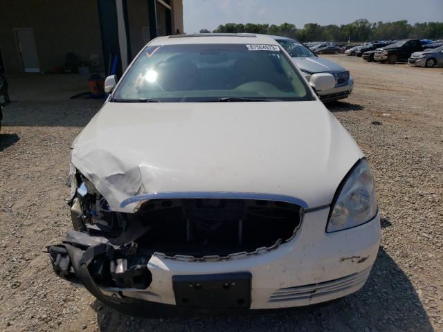 1G4HD57236U216661 - 2006 BUICK LUCERNE CXL WHITE photo 5