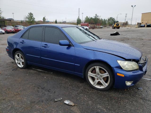 JTHBD192X30072298 - 2003 LEXUS IS 300 BLUE photo 4