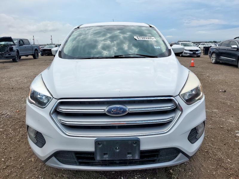 1FMCU0G9XKUB12253 - 2019 FORD ESCAPE SE أبيض صورة 5