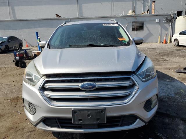1FMCU9JDXHUC44245 - 2017 FORD ESCAPE TITANIUM 银色 照片 5