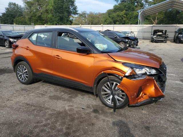 3N1CP5CV6PL548582 - 2023 NISSAN KICKS SV ORANGE photo 4