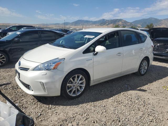 2013 TOYOTA PRIUS V, 