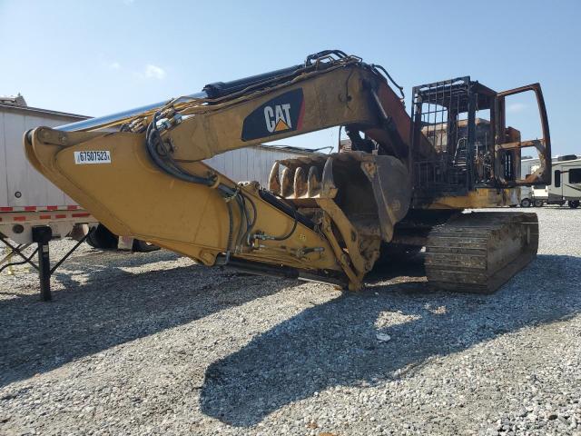 5G120309 - 2018 CATERPILLAR EXCAVATOR YELLOW photo 2