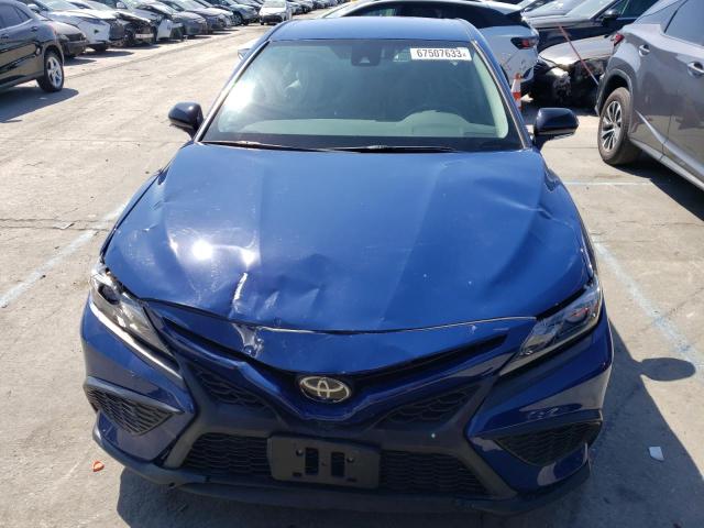 4T1G11AK3PU108578 - 2023 TOYOTA CAMRY SE NIGHT SHADE BLUE photo 5