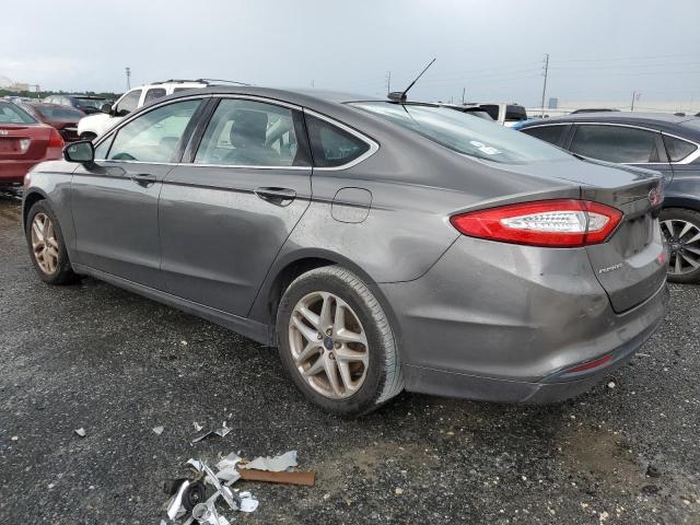 1FA6P0HD0E5395701 - 2014 FORD FUSION SE SILVER photo 2