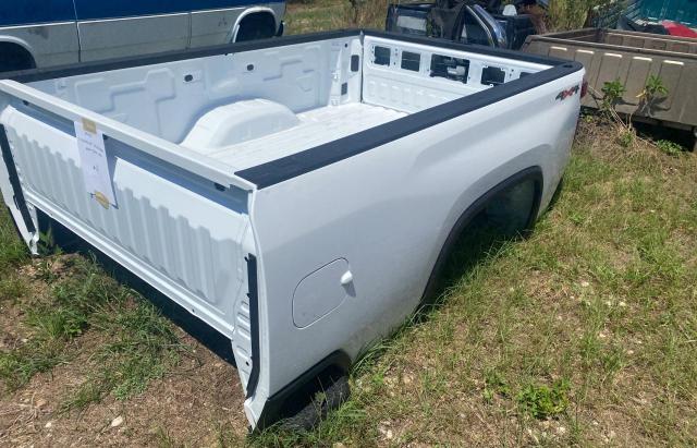 2023TRUCKBED2 - 2023 CHEVROLET SILVERADO WHITE photo 2