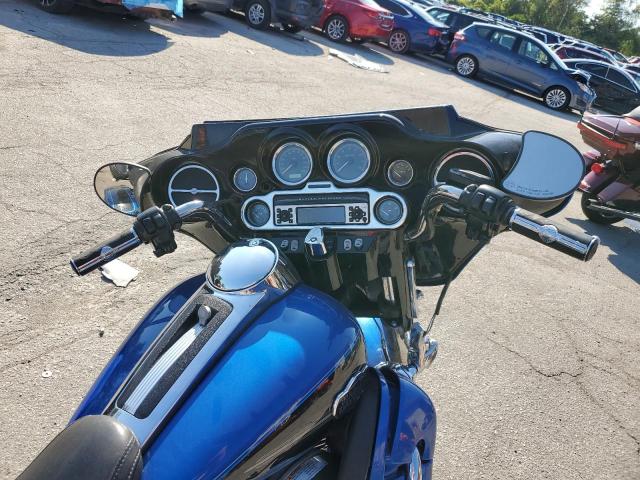 1HD1FC4148Y677331 - 2008 HARLEY-DAVIDSON FLHTCUI 蓝色 照片 5