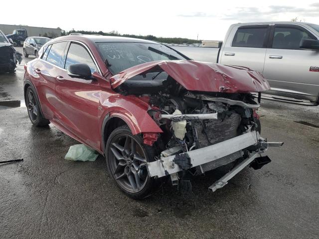 SJKCH5CP6HA021921 - 2017 INFINITI QX30 BASE RED photo 4