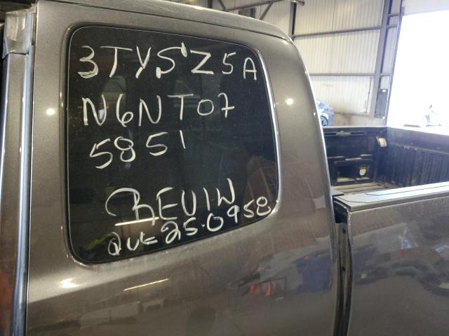 3TYSZ5AN6NT075851 - 2022 TOYOTA TACOMA ACCESS CAB GRAY photo 12