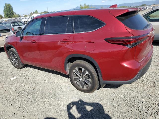 5TDGZRBH8LS050383 - 2020 TOYOTA HIGHLANDER XLE RED photo 2