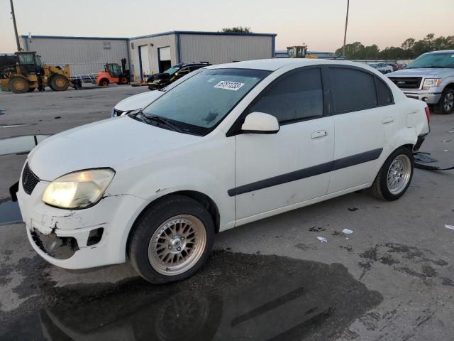 KNADE123886353804 - 2008 KIA RIO BASE WHITE photo 1