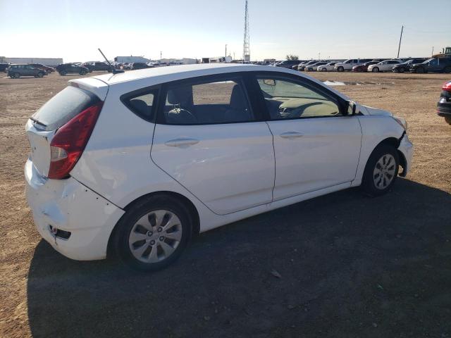 KMHCT5AEXGU267995 - 2016 HYUNDAI ACCENT SE WHITE photo 3