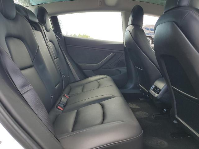 5YJ3E1EA7JF023302 - 2018 TESLA MODEL 3 WHITE photo 10