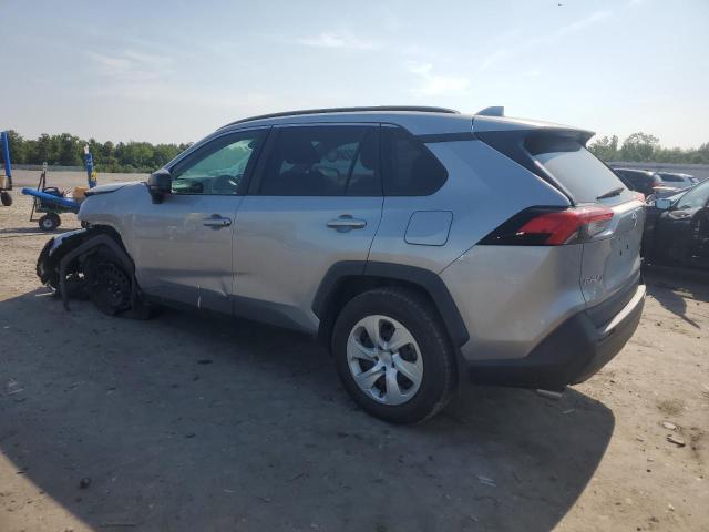 2T3H1RFV8MC130411 - 2021 TOYOTA RAV4 LE 银色 照片 2