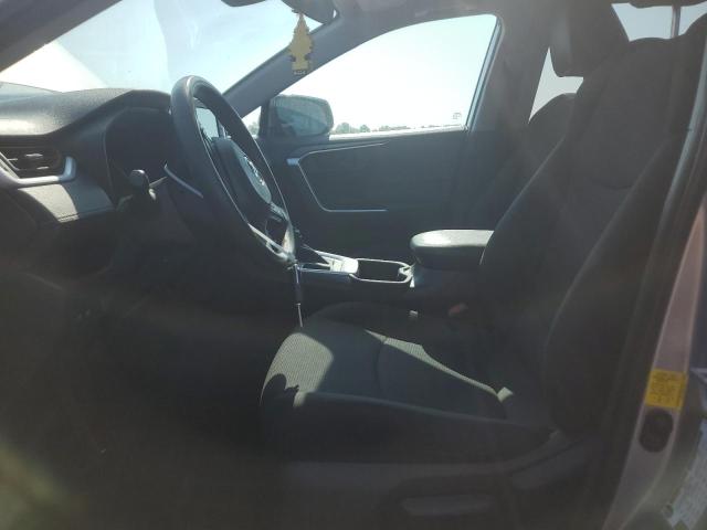 2T3H1RFV8MC130411 - 2021 TOYOTA RAV4 LE 银色 照片 7