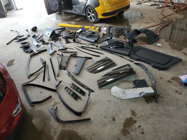 1FADP3L91JL232721 - 2018 FORD FOCUS ST TWO TONE photo 12