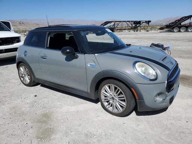 WMWXP7C58F2A37854 - 2015 MINI COOPER S GRAY photo 4