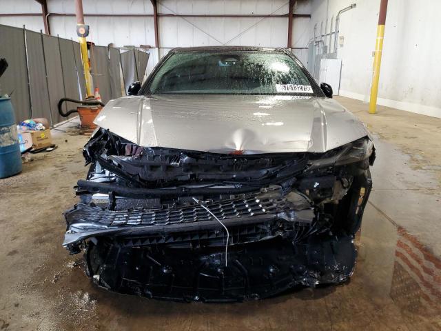 4T1DBADK2SU504666 - 2025 TOYOTA CAMRY XSE ნაცრისფერი ფოტო 5