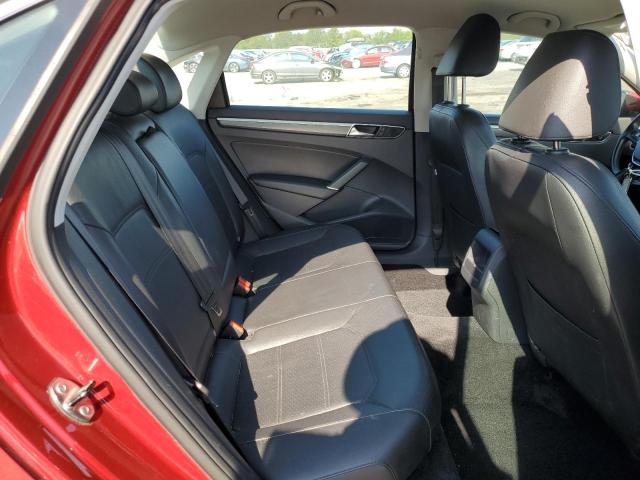 1VWDT7A32HC071461 - 2017 VOLKSWAGEN PASSAT R-LINE Qırmızı foto 10